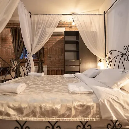 Oda ve Kahvaltı Madison - Square Sava Belgrad