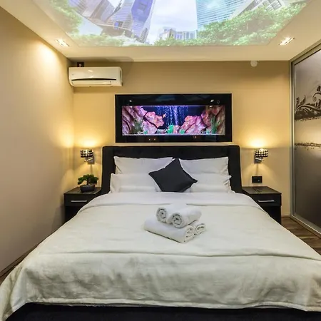 Madison - Square Sava