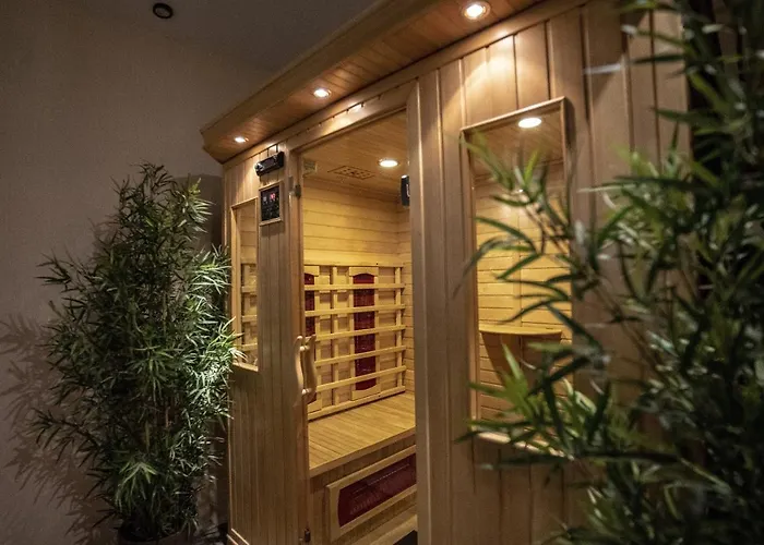 krevet i doručak Madison - Square Sava Belgrade