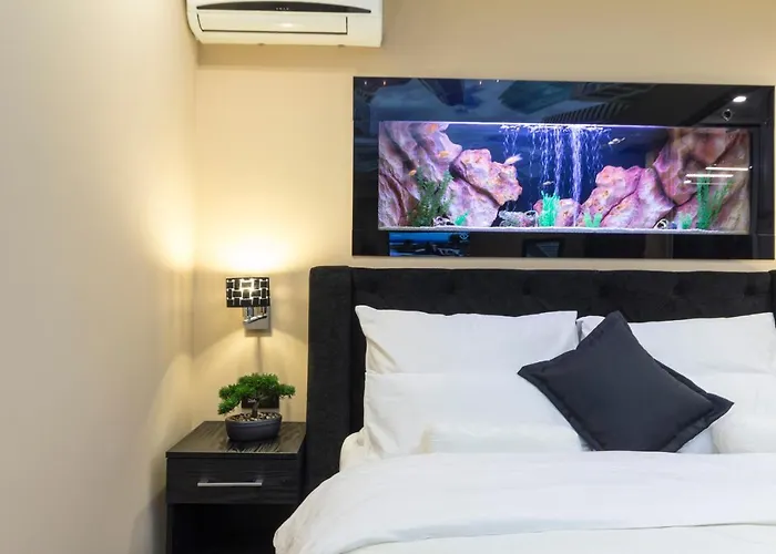 Madison - Square Sava krevet i doručak