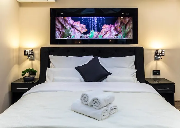 Madison - Square Sava krevet i doručak